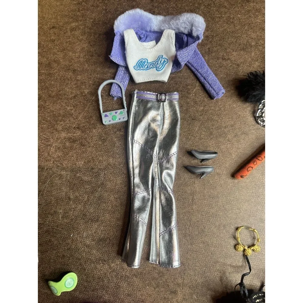 Barbie Outfits And Accessories 10 Complete Outfits Over 45 Pieces!